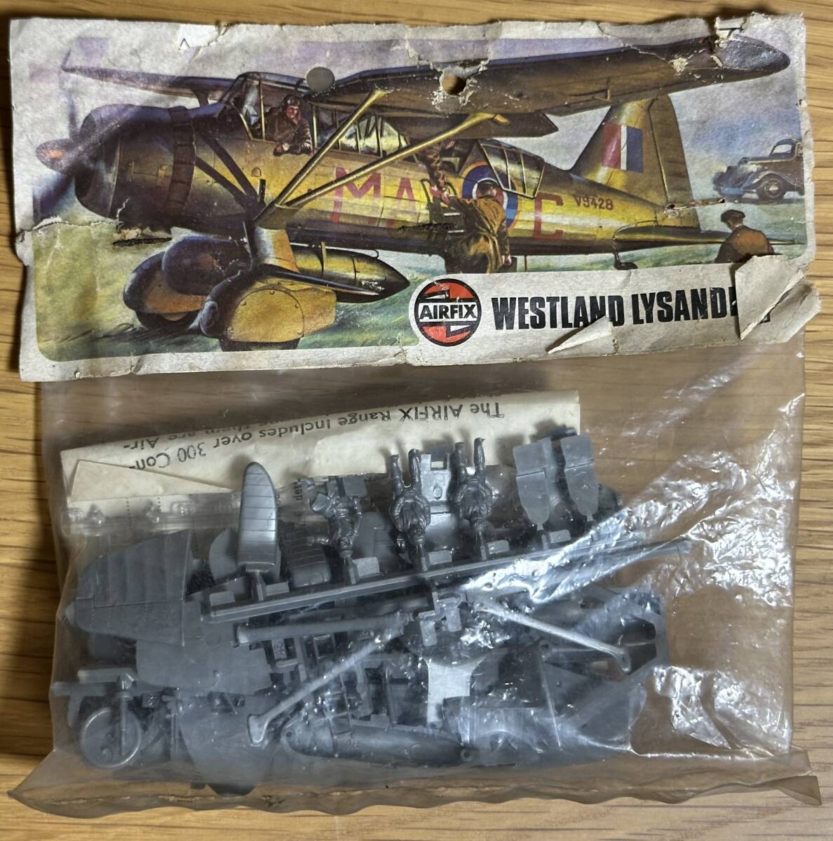 【未開封・未組立・パッケージイタミ】『ウェストランド ライサンダー (Westland Lysander) 』 AIRFIX 1/72スケール拍卖