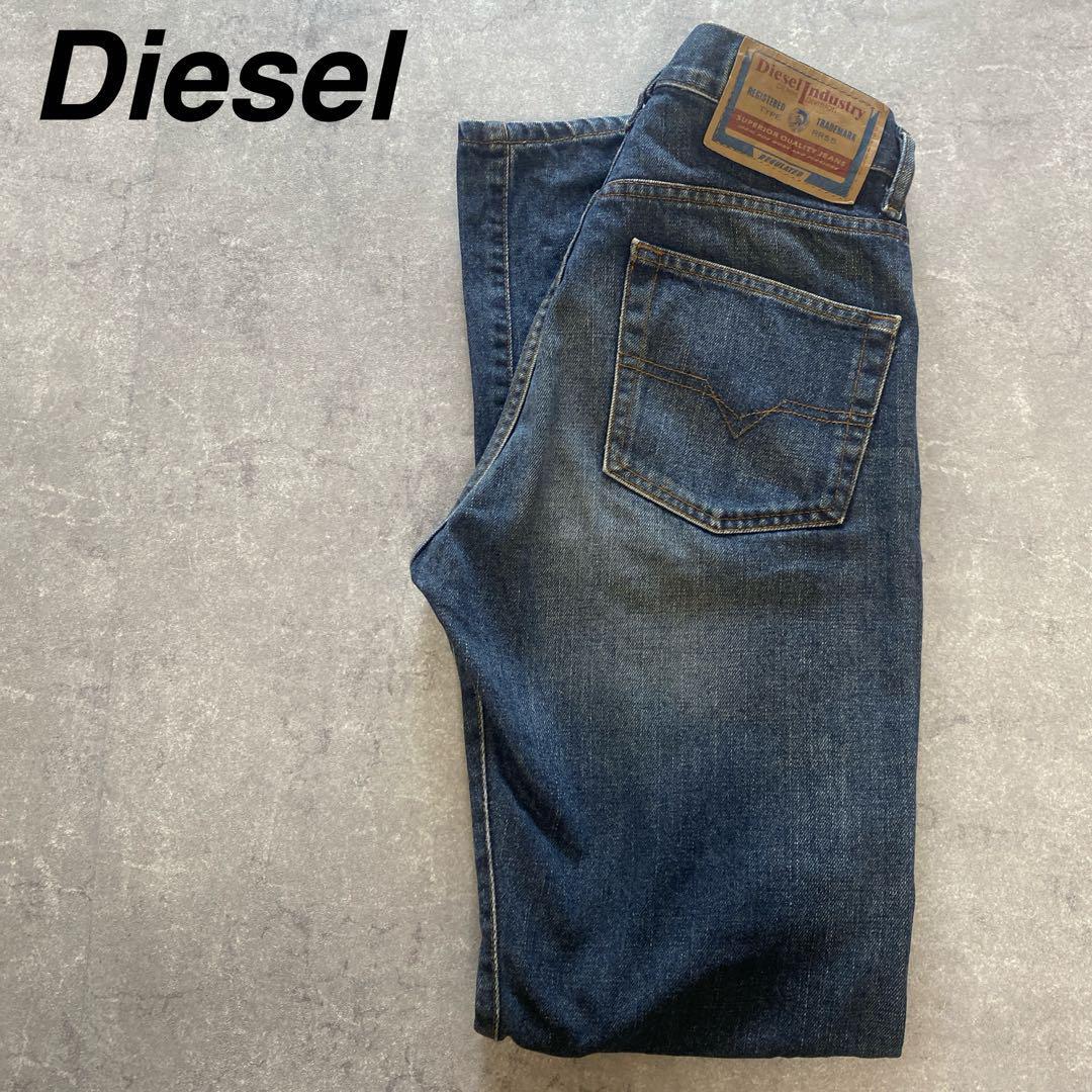 Dieselイタリア製ストレートレッグデニム ダークブルー W28 程よい色落ち拍卖
