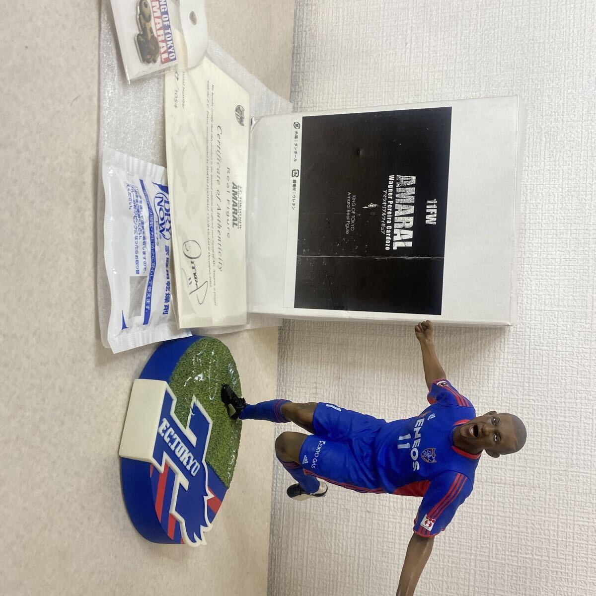 R0810 FC東京 リアルアマラオ フィギュア ミニアマラオフィギュア付 元箱付き シリアル 限定品 コレクター サッカー ファン拍卖
