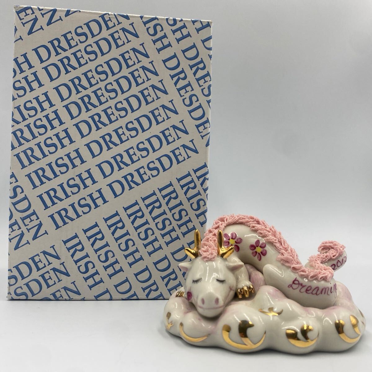 R0810 アイリッシュドレスデン 干支 レース人形ドリーミングドラゴン 辰 フィギュリン オブジェ 置物拍卖
