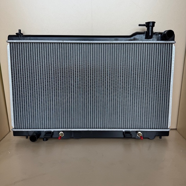 大容量 ラジエーター 新品 スカイライン PV35 CPV35 即納 ラジエター 21460-AM900 AT、MT兼用拍卖