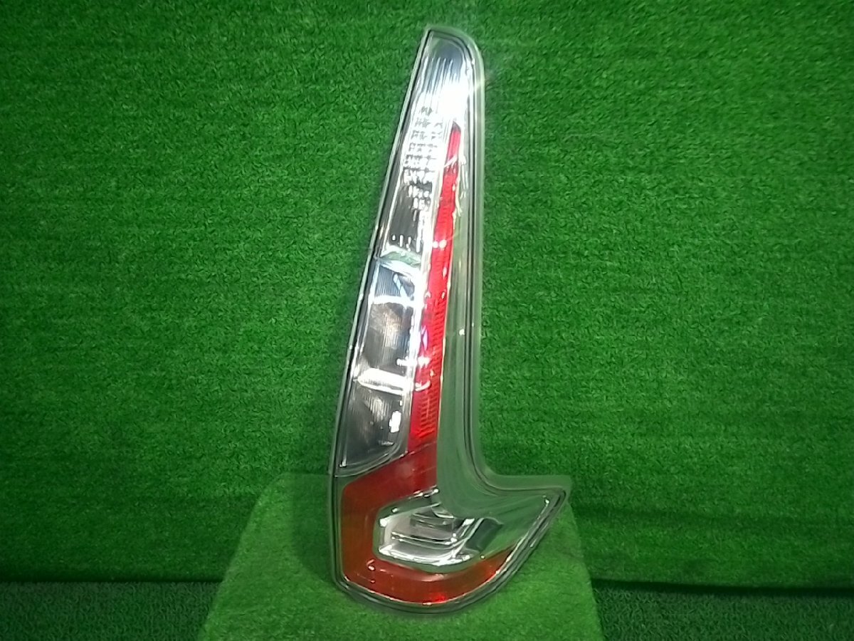 デイズ DBA-B21W B11W 右 テール ランプ ライト ハイウェイスター X 3B20 SMB 26550-6A02E拍卖