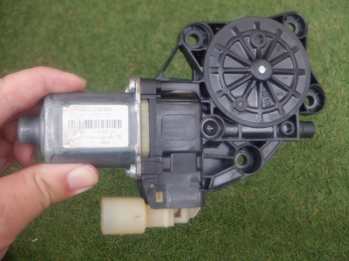 BMW純正 R56 R55 ミニ MINI ウィンドウ モーター H 0 130 822 380 m-25-8-42拍卖
