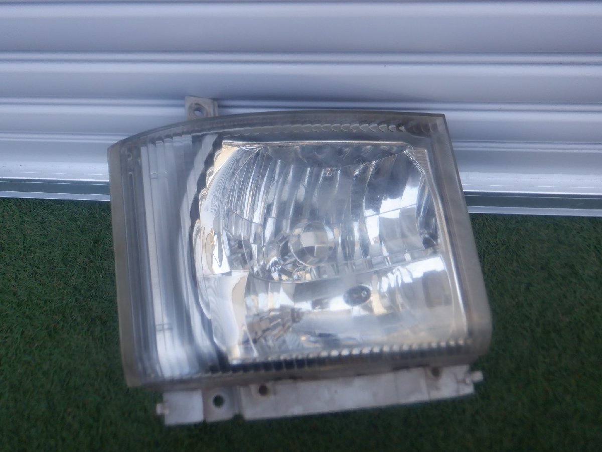 いすゞ純正 ISUZU NMR85R NLR85AN 80系 ギガ エルフ フォワード HID キセノン ヘッドライト ヘッドランプ 右側 運転席 24V KOITO 110-21872拍卖