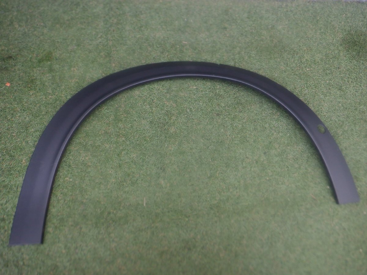 ベンツ純正 W206 S206 Cクラス オールテレイン フェンダーモール 右側 A2068807201 m-25-8-171拍卖