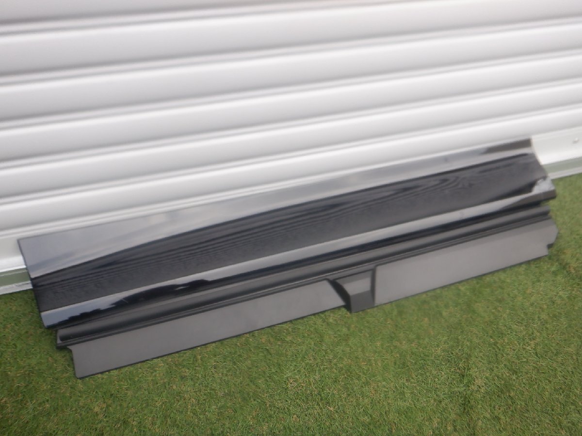 純正 ZWR90W ZWR95W MZRA90W MZRA95W 90 ノア ヴォクシー 76904-V1020 ドアパネル プロテクター フロント 左側 ブラック218 m-25-8-267拍卖