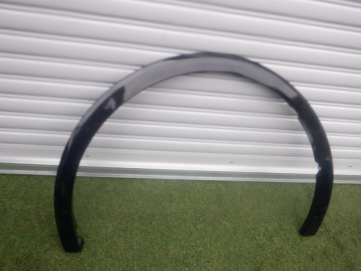 トヨタ純正 MXWH60 MXWH61 MXWH65 ZVW60 ZVW65 60 プリウス フロント 右側 フェンダーモール トリム 75601-47010 ブラック m-25-8-276拍卖