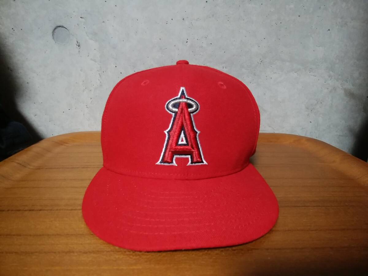 【NEW ERA ニューエラ 】刺繍入りベースボールキャップ アメリカ・メジャーリーグ「ロサンゼルス・エンゼルス」モデル 人気アイテム拍卖