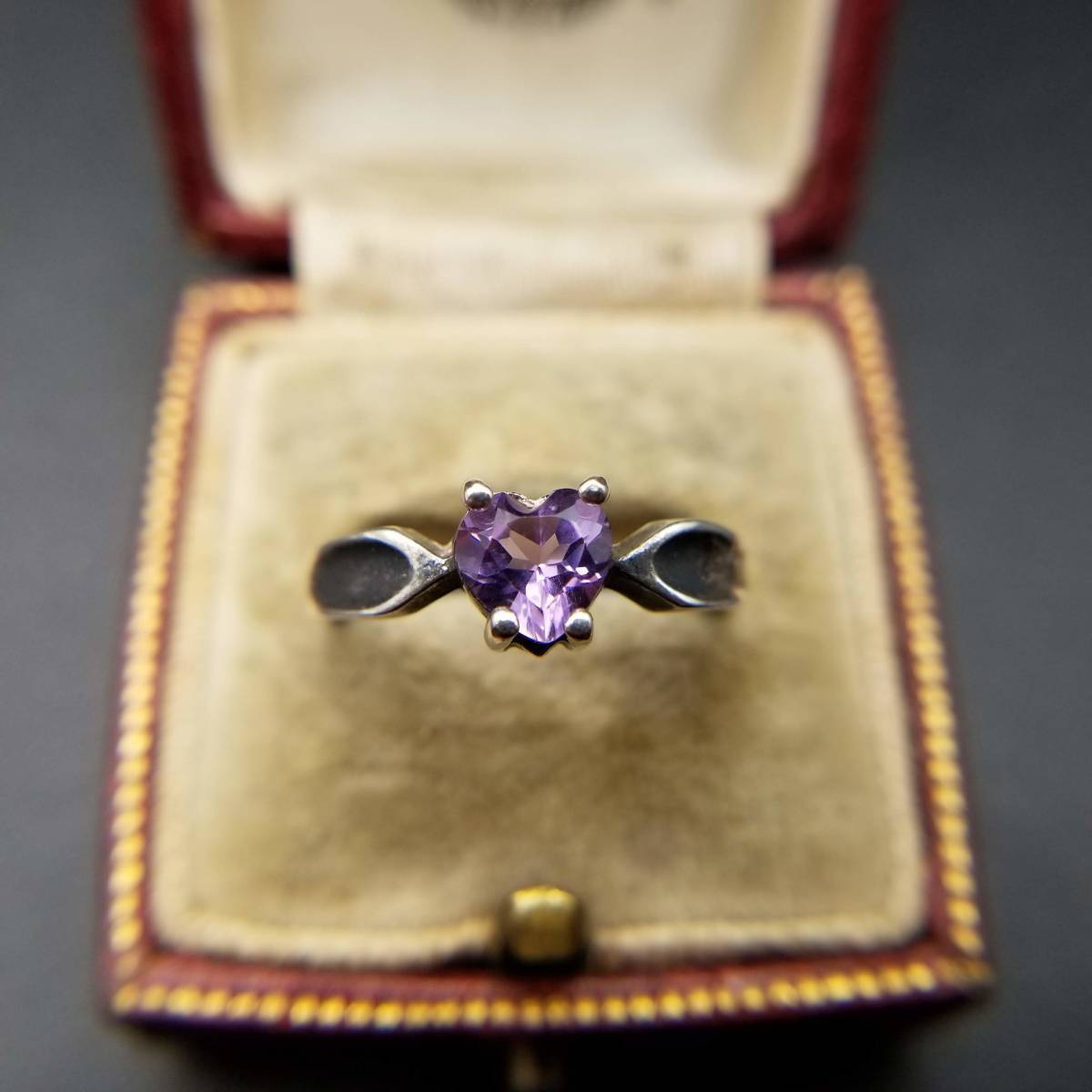 AVON アメジストガラス ハートカット 925 シルバー ヴィンテージ リング 銀 指輪 レトロ キュート フェミニン Y20-A拍卖