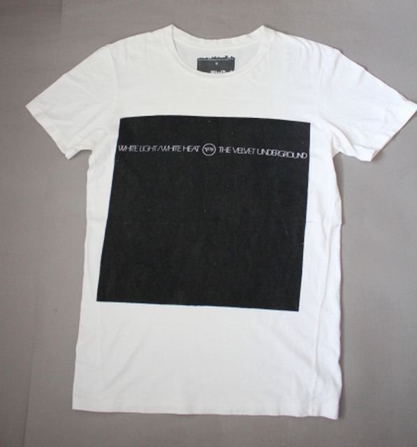 【ヴェルヴェット・アンダーグラウンド】The Velvet Underground Tシャツ ARtof Rock 半袖 カットソー (S) 古着 バンドT拍卖