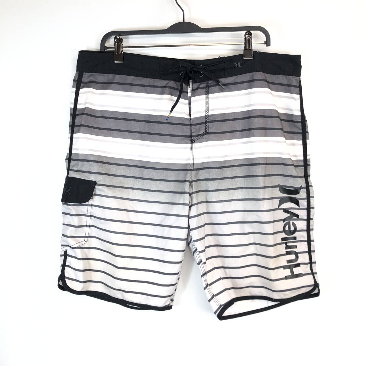 HURLEY ハーレー ボードショーツ ホワイト ブラック グレー サイズ不明拍卖