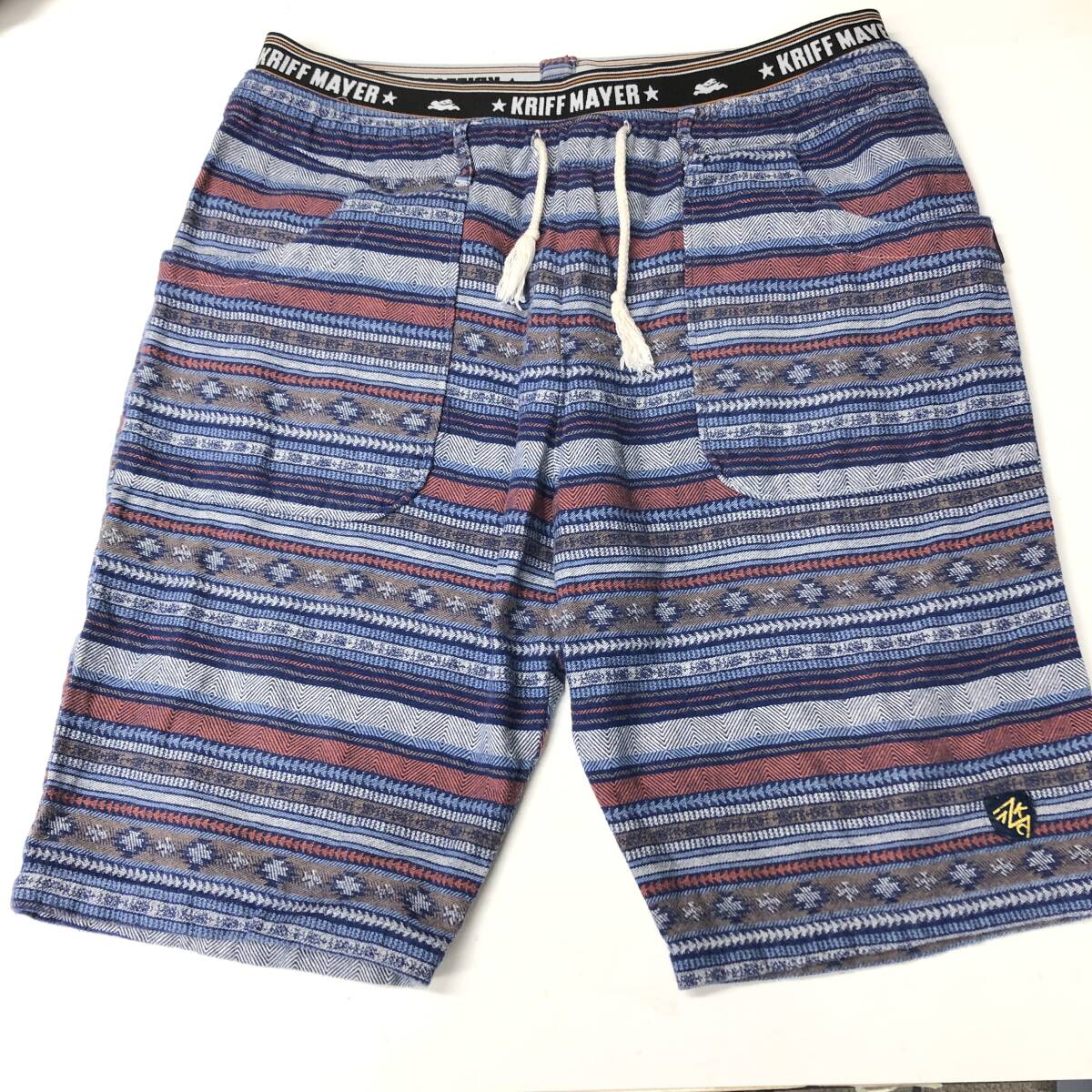 クリフメイヤー KRIFF MAYER ハーフパンツ Lサイズ ネイティブ柄拍卖