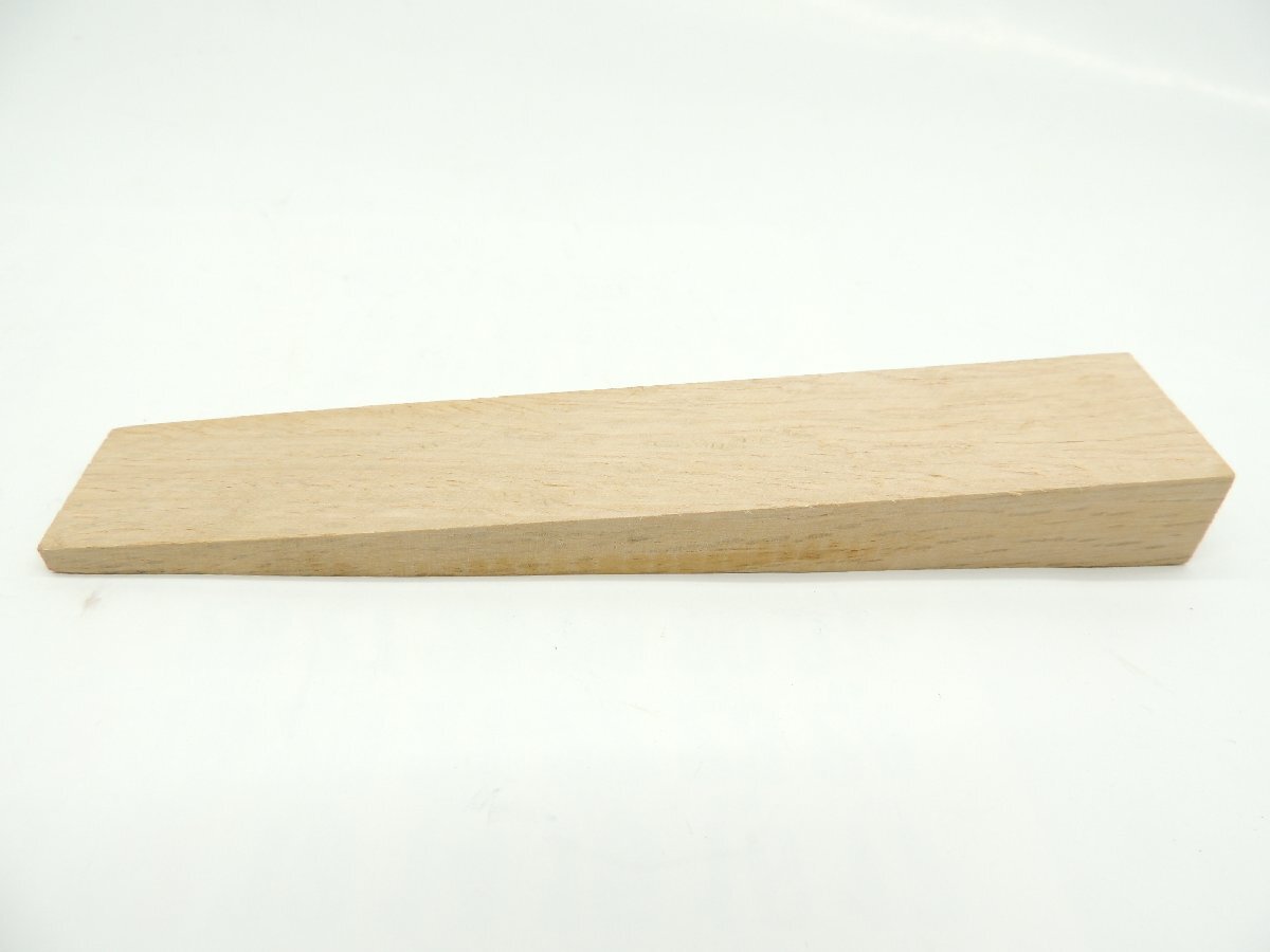 鍛冶助 木製 クサビ 樫材 先幅25ミリ長さ140ミリ厚み16ミリクワ 備中 農耕 農業 楔薪割り くさび拍卖