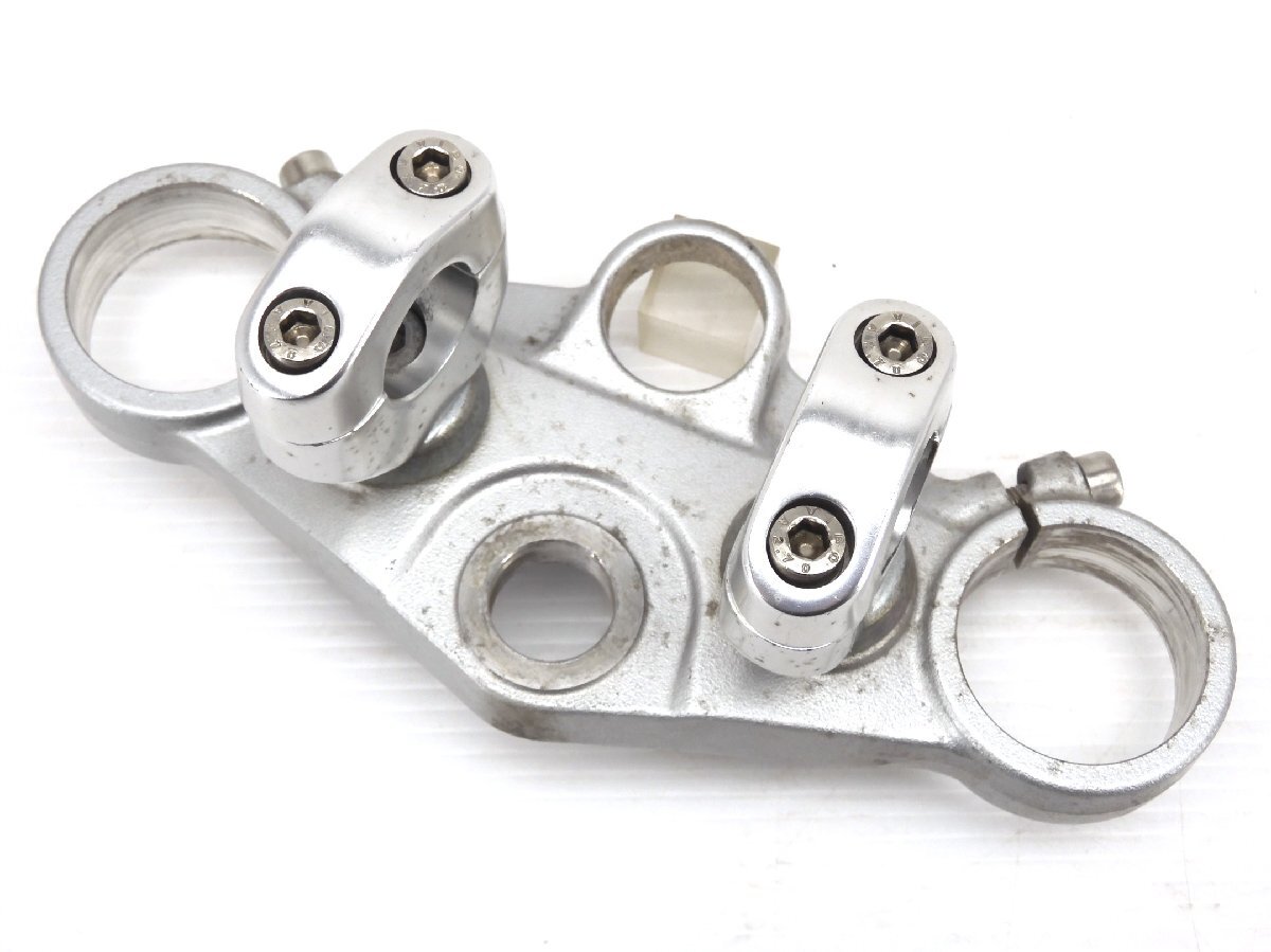 60【評価A】 トライアンフ ストリートトリプル R 実動 純正 トップブリッジ 三つ又 Φ50 ハンドルポスト クランプ ASSY拍卖