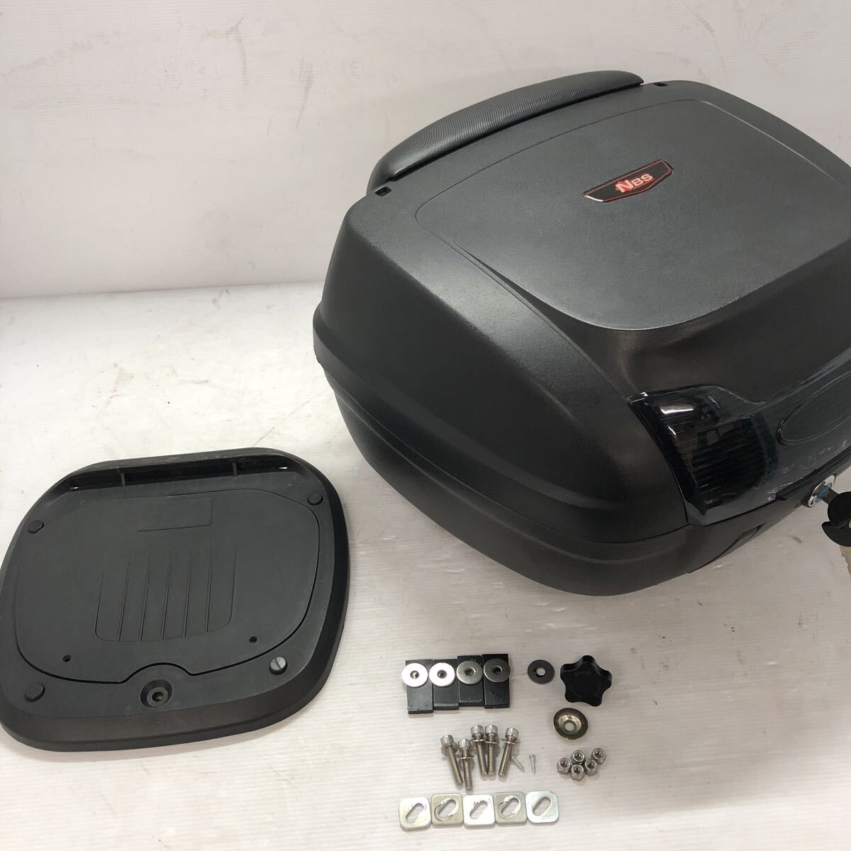 : ヴェルシス650 〜外し トップケース拍卖