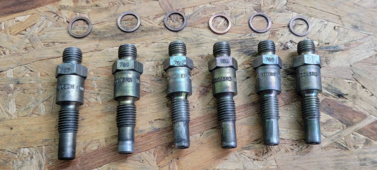 ポルシェ911 ナローポルシェ 2.7RSメカニカルポンプ用 インジェクター6本 中古品(正常に作動、リフレッシュにより新品交換で取り外し)拍卖
