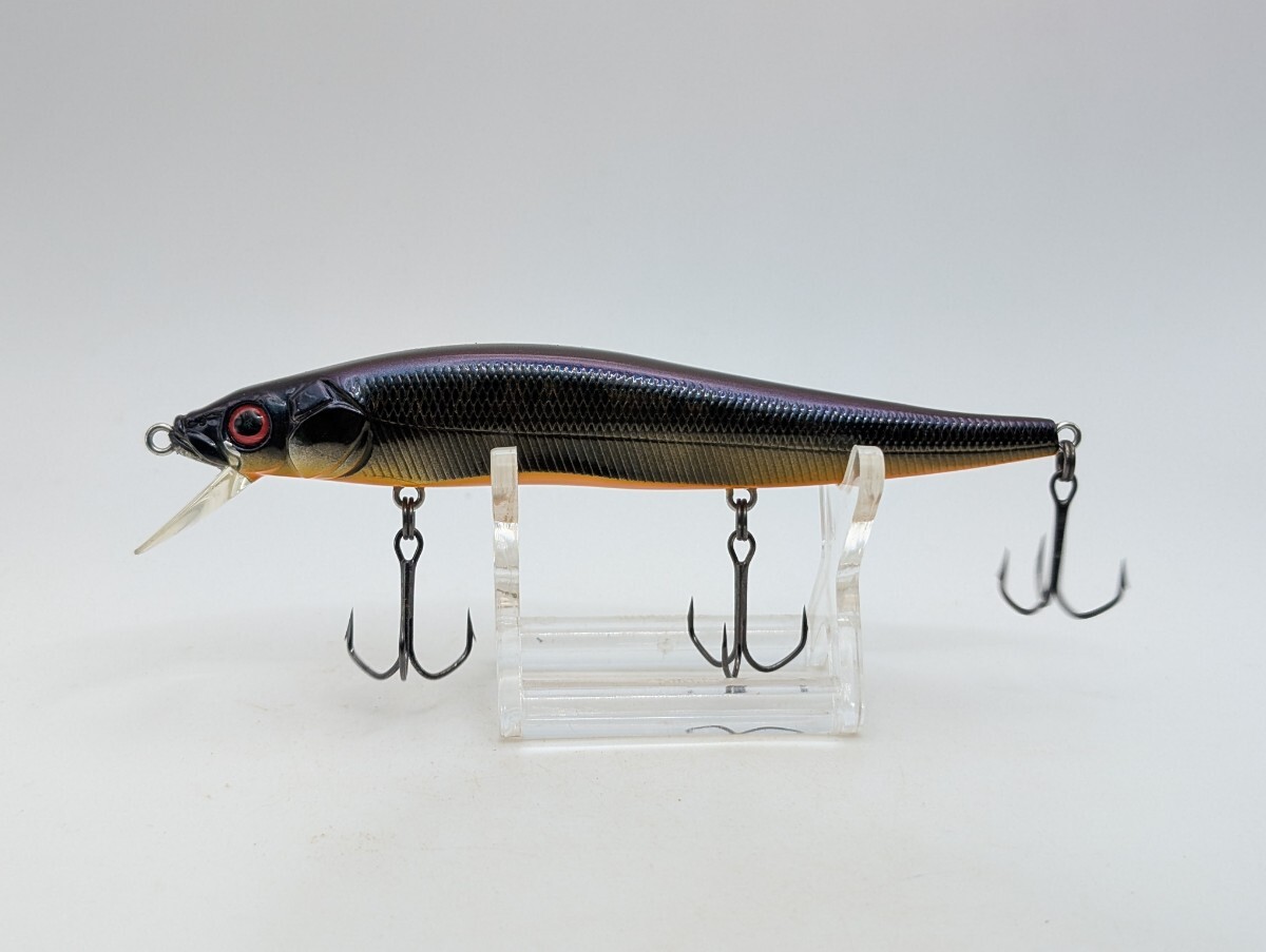 N-1099【3点以上落札で送料無料】メガバス ワンテン ヴィジョン 110 2001拍卖