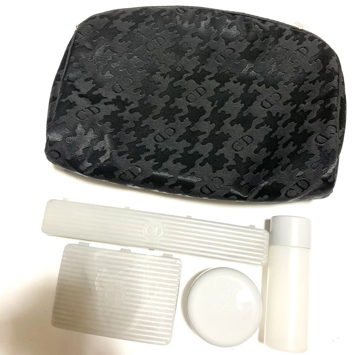 新品未使用 Christian Dior トラベルポーチセット ブラック 化粧ポーチ 黒 千鳥格子 クリスチャンディオール コスメポーチ 小物入れ拍卖