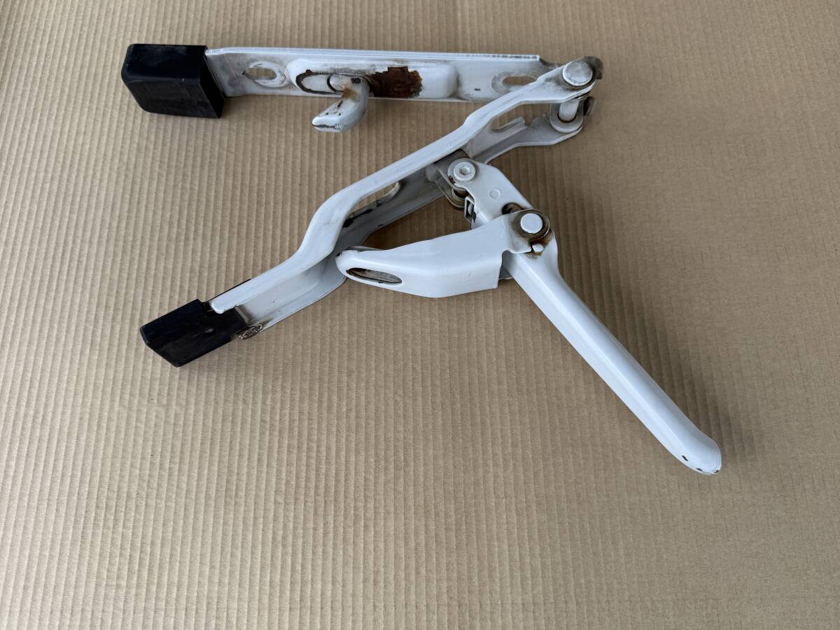 エビカン★ウイング用★スチール製★1点★バネカン★エビ金ハンドル★即決★キ01A拍卖