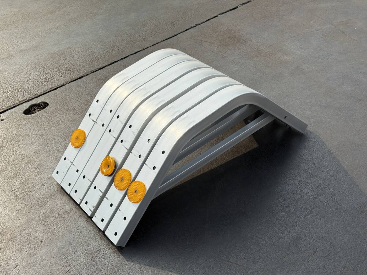 ブラケット★日本フルハーフ★2段式★6本★アルミ製★550mm×520mm★サイドバンパー用★サイドガード用★取付ステー★日33A6T拍卖