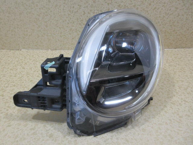 ダイハツ キャスト スポーツ LA260S 純正 LED 左 ヘッドライト拍卖