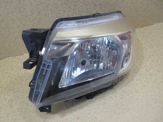 スズキ ソリオ MA36S 純正 ハロゲン 左 ヘッドライト拍卖