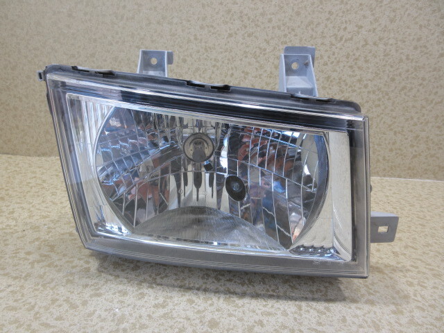 良品 三菱 キャンター FBA00 純正 ハロゲン 右 ヘッドライト 12V  MK580526拍卖