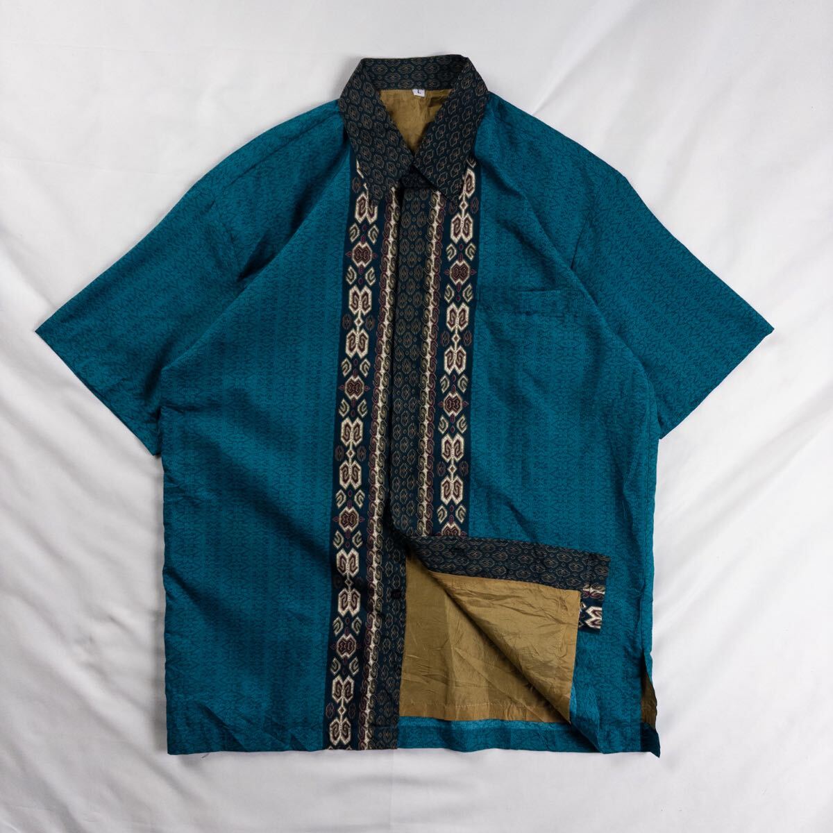Vintage Unknown ポリ 比翼 フライフロント アジアン エスニック 民族 バティック 装飾 アート 幾何学模様 とろみ 総柄シャツ ポリシャツ拍卖