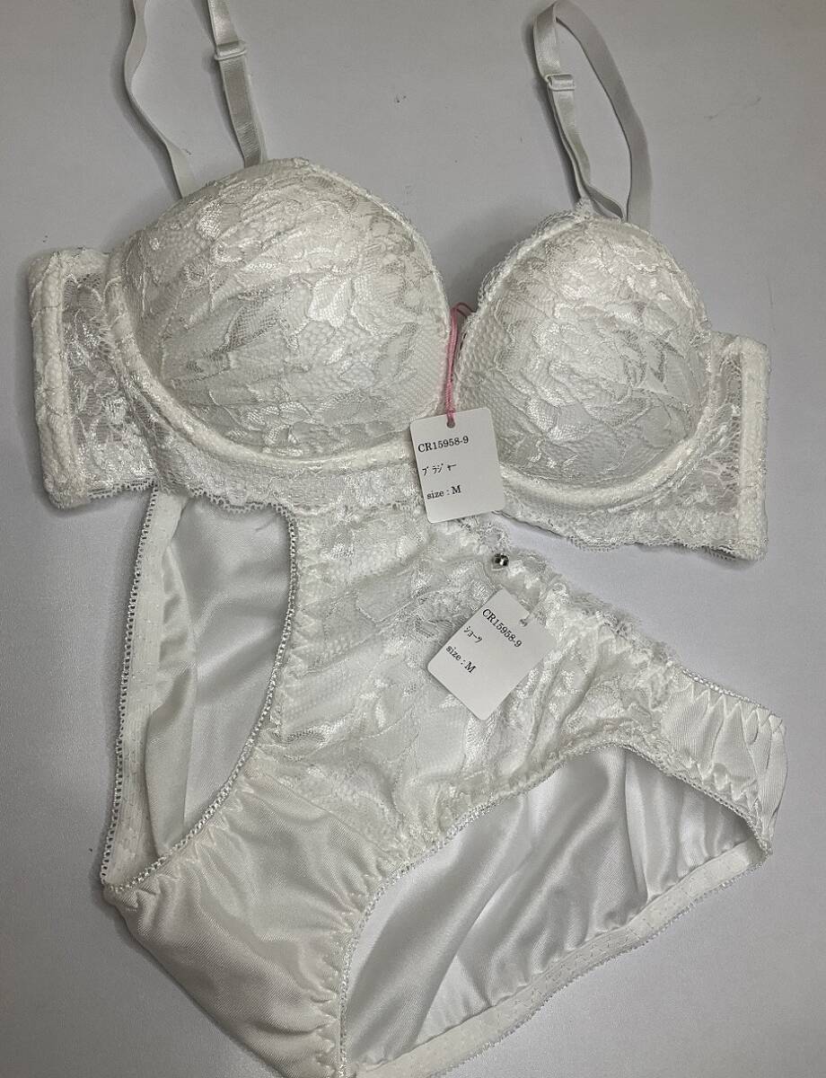 CR15958-9 IB⑦【特価】新品 ブラショーツセット M/M ホワイト 花柄 レース 脇高 チャーム おしゃれ 華やか レディース拍卖