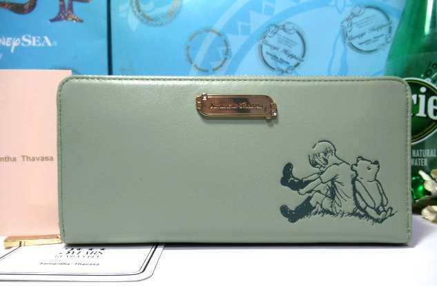 送無 15%引 サマンサタバサ 限定 くまのプーさん アンティーク調 牛革 ラウンドジップ ファスナー 長財布 緑 新品 証明書付 ディズニー拍卖