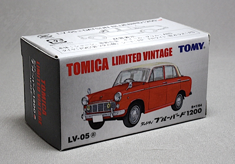 トミカリミテッドヴィンテージ LV-05a ダットサン ブルーバード1200拍卖