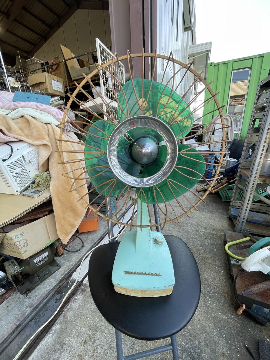 三菱 MITSUBISHI ELECTRIC FAN 三菱 3枚羽 アンティーク 当時物 昭和レトロ 扇風機 D-25H 3枚羽 グリーン系 25cm 現状売り切り拍卖