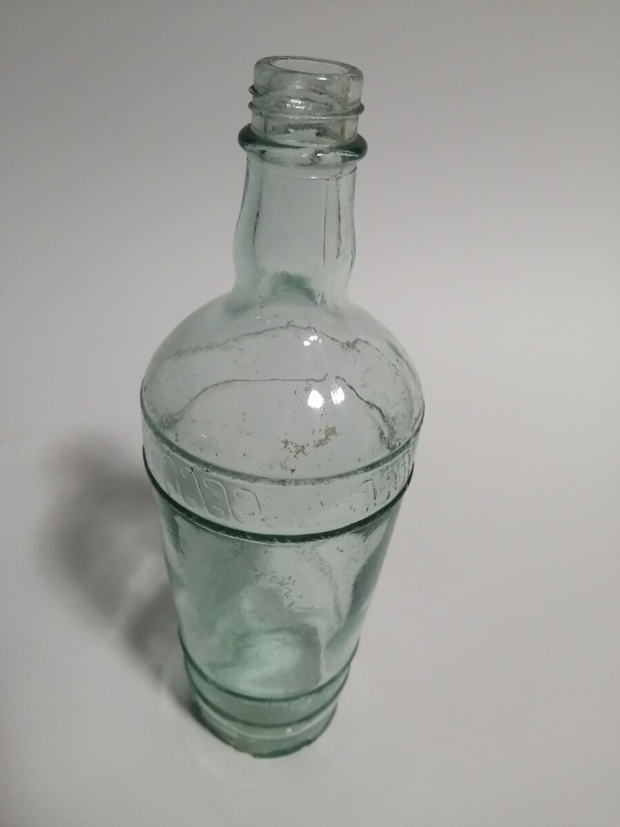 色ガラス ビン 1930年代 イギリス ガラス 瓶 空瓶 酒瓶 型ガラス 水色ガラス  酒器  徳利  アンティーク 87GB06g1拍卖