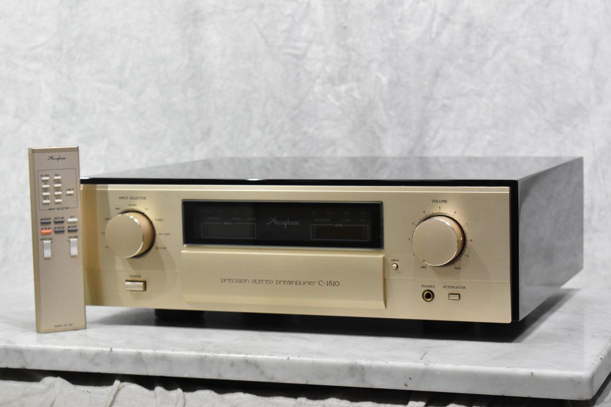 【B】Accuphase C-2820 プリアンプ アキュフェーズ 211133【送料無料!!】拍卖
