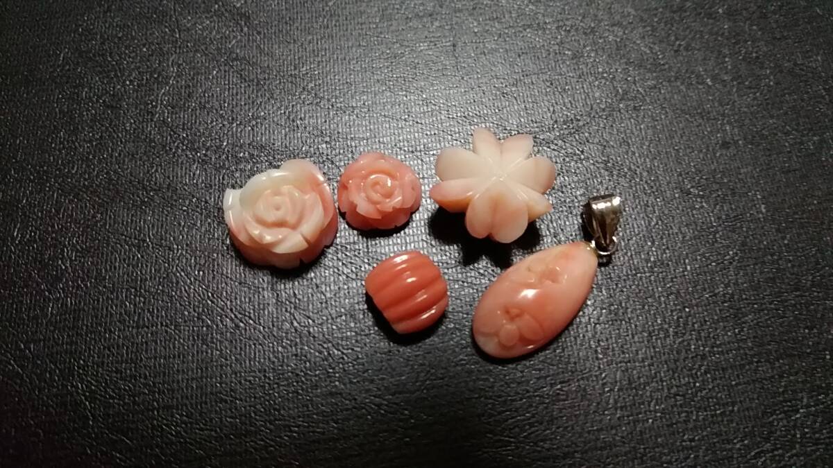 ☆☆【ファッション・アクセサリー】本珊瑚 サンゴ 珊瑚彫刻 花彫刻 ネックレストップ/コレクション コーラル チャーム☆☆拍卖