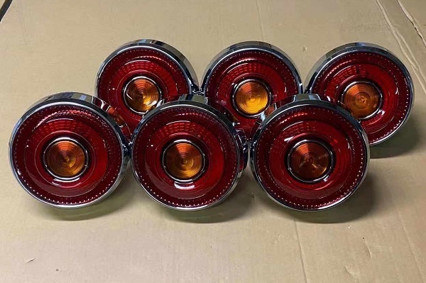 ■新品⇒ジャパンテール テールランプ単体 3連セット左右 濃赤&橙色 JBサイズ スカイライン ケンメリ 希少 ヨンメリ デコトラ JB-3拍卖