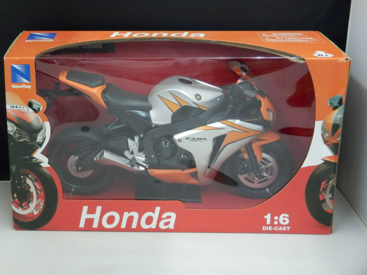 49293 ニューレイ ホンダ CBR 1000RR 2010 1/6 New-Ray HONDA CBR 1000RR ビッグバイクモデル拍卖