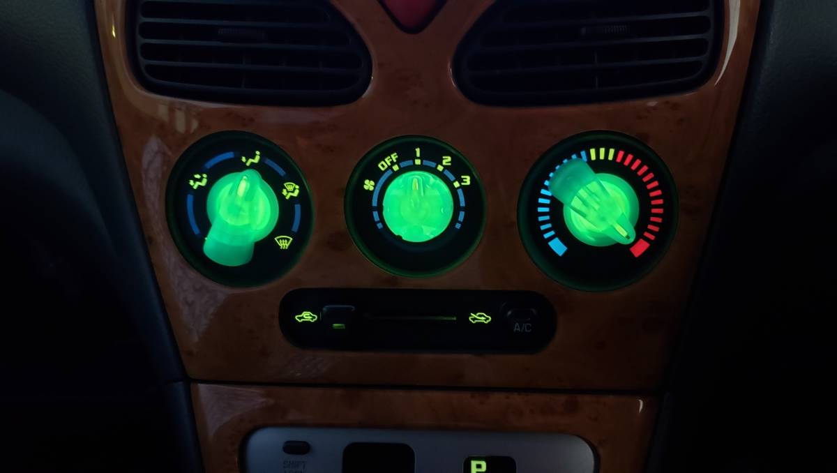 ダイハツマックス エアコンスイッチノブ L952S L950S L962S L960S拍卖