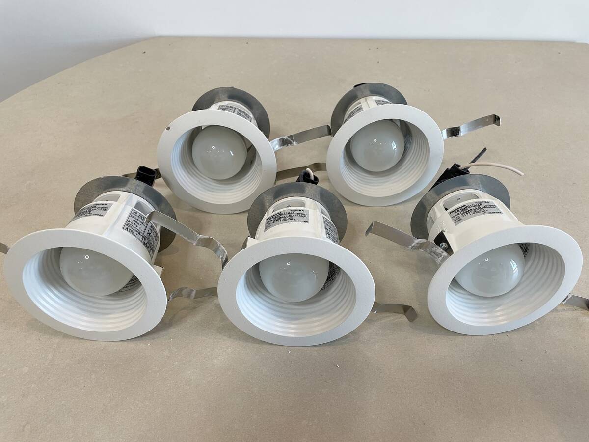 【大阪】Panasonic パナソニック LED照明器具 5個/ダウンライト/天井埋込型/NNN61522W/2019年製/通電済/モデルルーム設置品【RN0717-5】拍卖