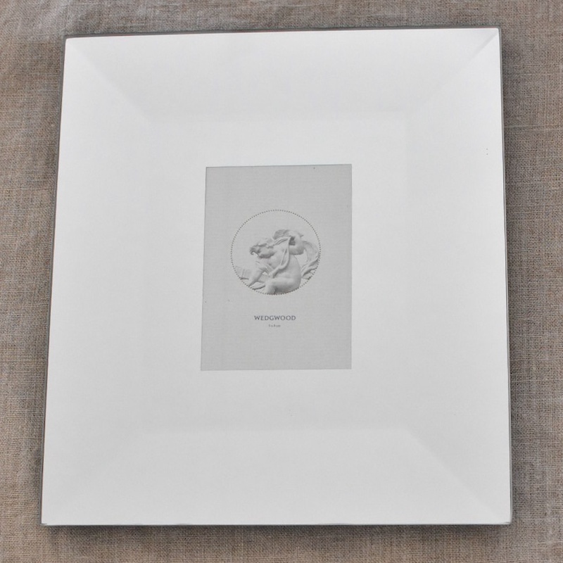 ウェッジウッド メタル フォトフレーム拍卖