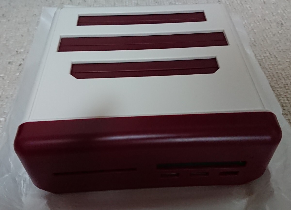 送料無料☆レトロフリーク カートリッジアダプター レッドxホワイト☆未使用新品拍卖