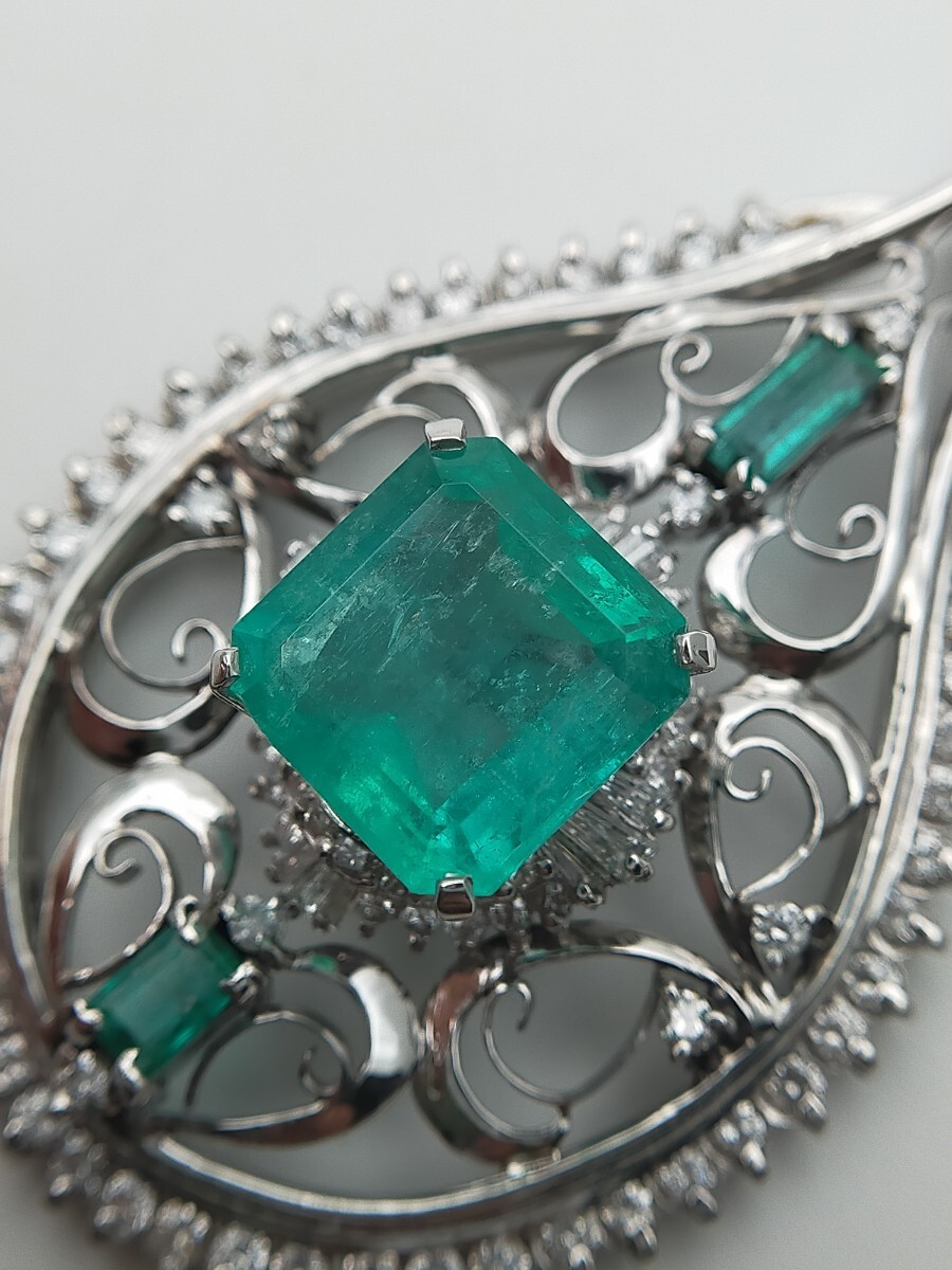 大粒 天然エメラルド 6.60ct プラチナ ペンダント コロンビア産 colombia EMERALD pt900 pt850 鑑別書 ネックレス チャーム 6ct 6カラット拍卖