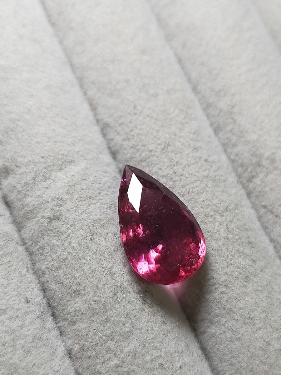 大粒 天然 レッドトルマリン ルベライト 5.003ct ルース RED TOURMALINE RUBELLITE 裸石 トルマリン ペアシェイプ 5ct 5カラット拍卖