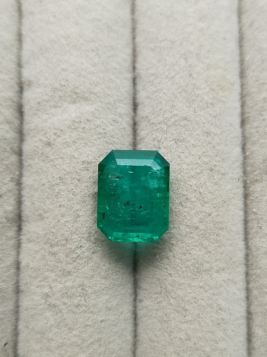 天然エメラルド 4.178ct 4ct 4カラット NATURAL EMERALD コロンビア産 COLOMBIA ルース loose 鑑別書付 祖母緑 大粒拍卖