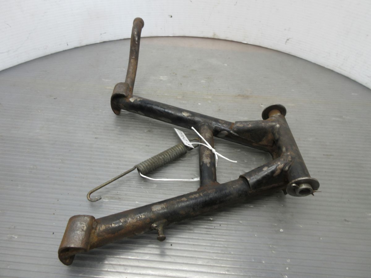 【D9441】スズキ.RG125.センタースタンド/美品!!【茨城発】GT125-839/同梱多いほど送料お得!!拍卖