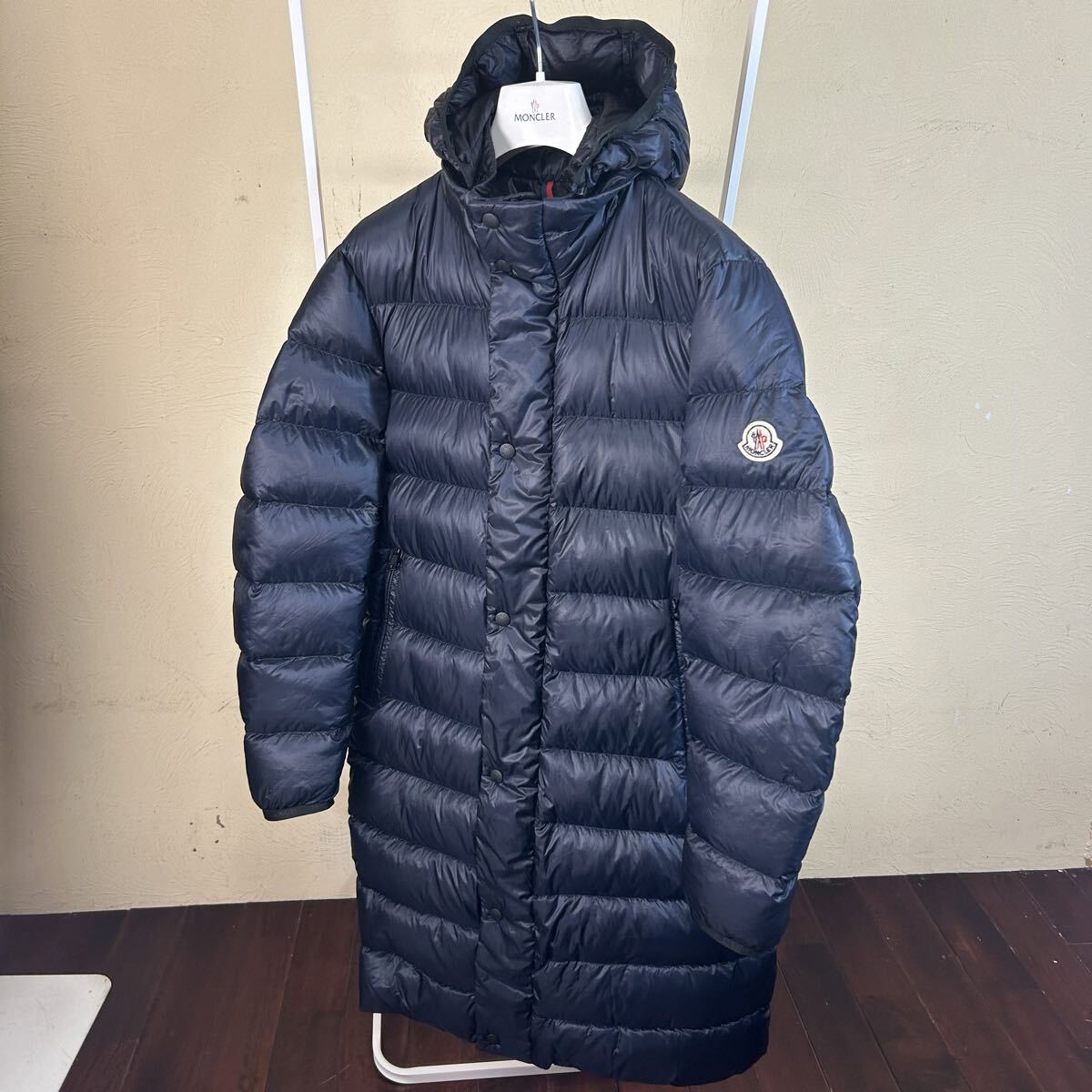 【国内正規】MONCLER DARIEN モンクレール ダリアン ダウンジャケット ダウンコート ベンチコートネイビー0拍卖