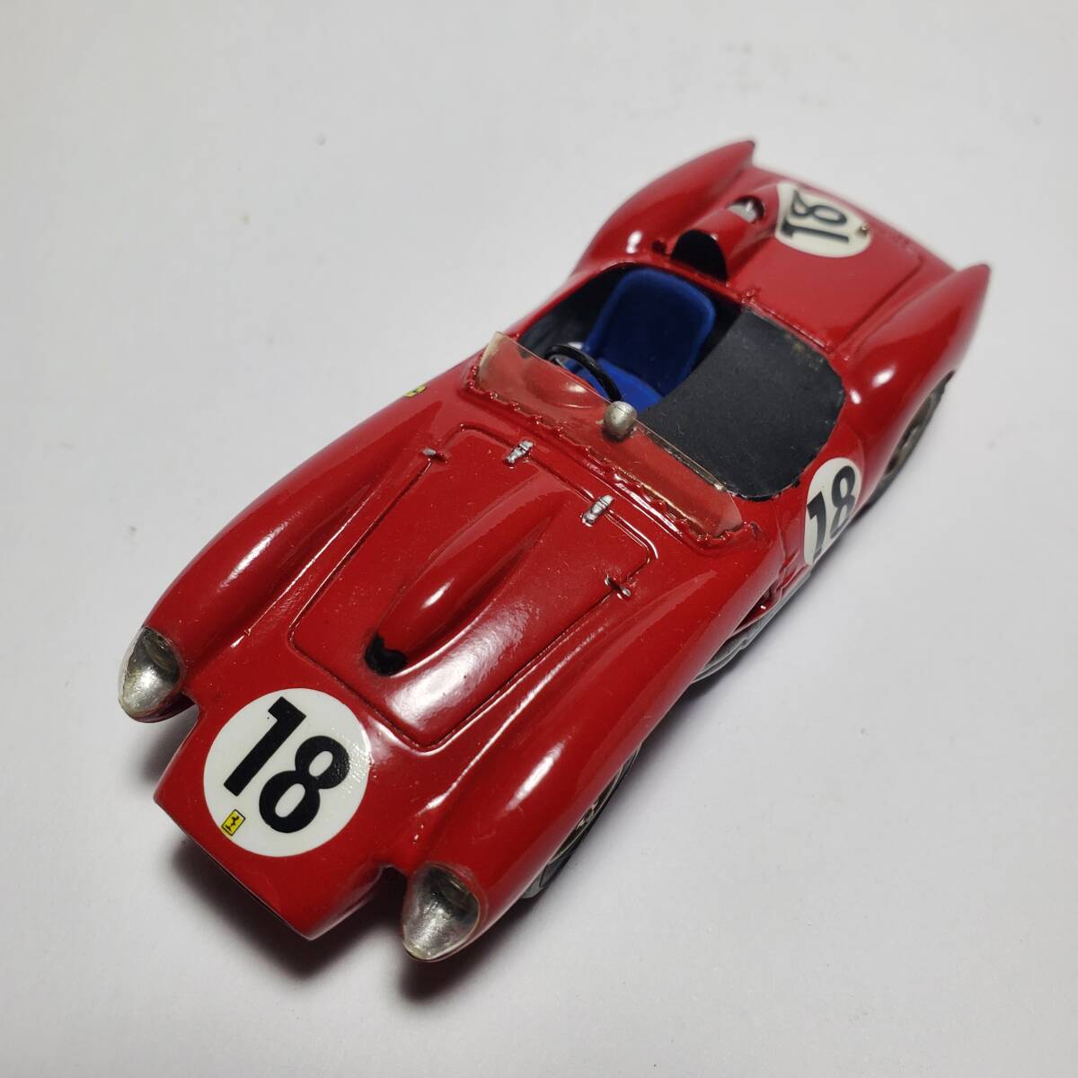 キット完成品 1/43 フェラーリ 250TR スターター製拍卖