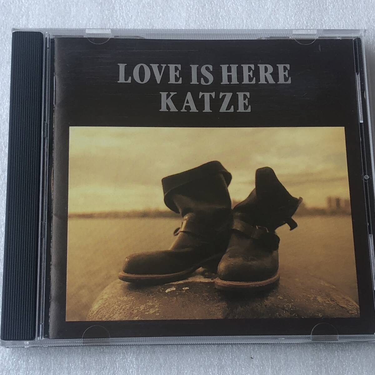 中古CD KATZE/LOVE IS HERE (1990年)拍卖