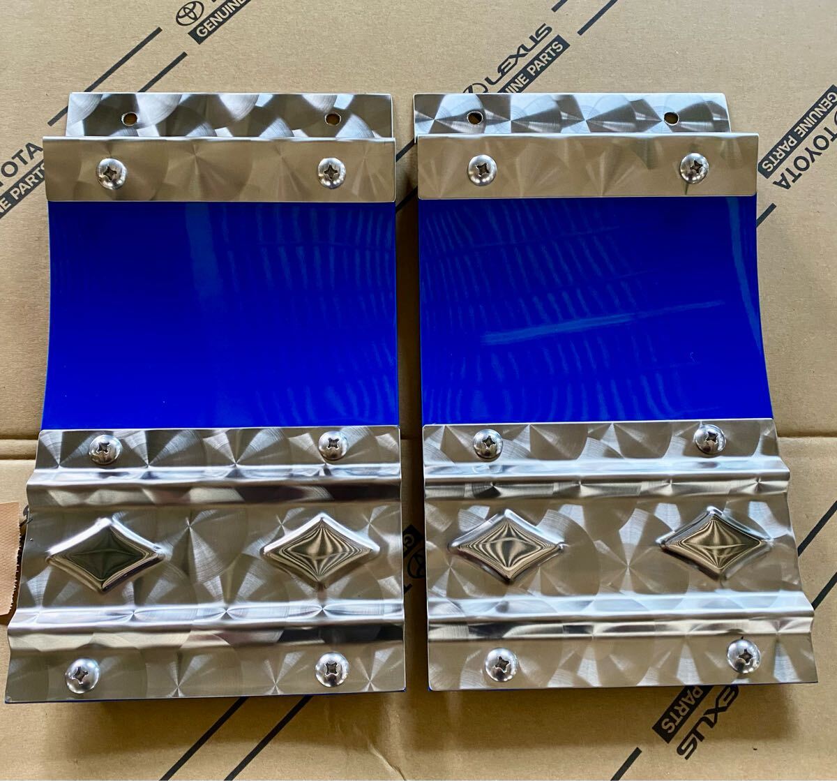 軽トラック軽トラ 泥除け デコトラ ウロコ 青 ハイゼット ジャンボ キャリー サンバー ミニキャブ ピクシス拍卖