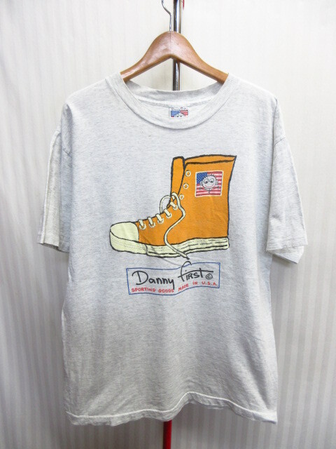 USA製 ダニーファースト 90sヴィンテージ スニーカー柄Tシャツ メンズUS L XLサイズ 靴デザイン半袖カットソー アメリカ製シャツ07292拍卖